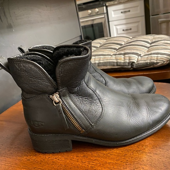 UGG Booties - Picture 2 of 5